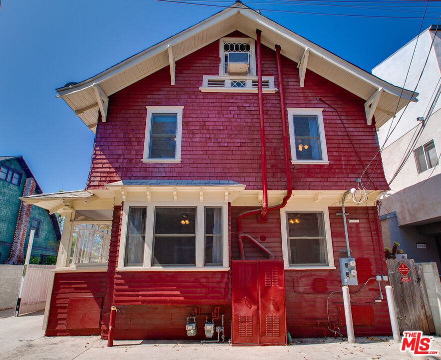 105 Park Pl