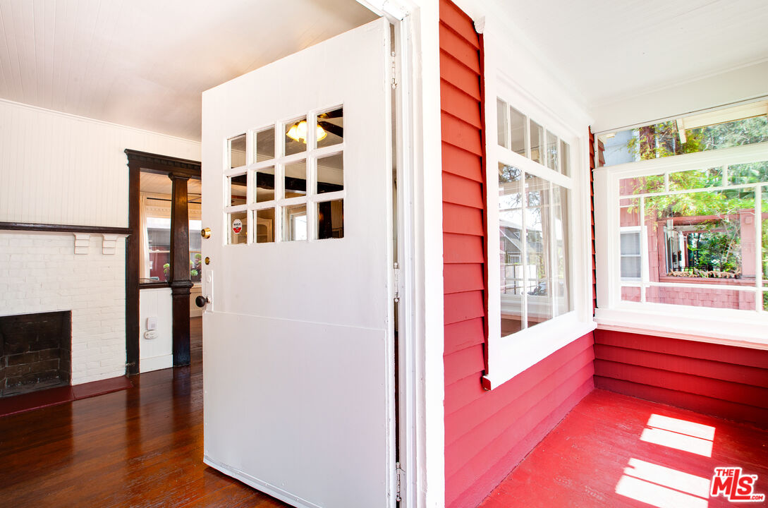 105 Park Pl