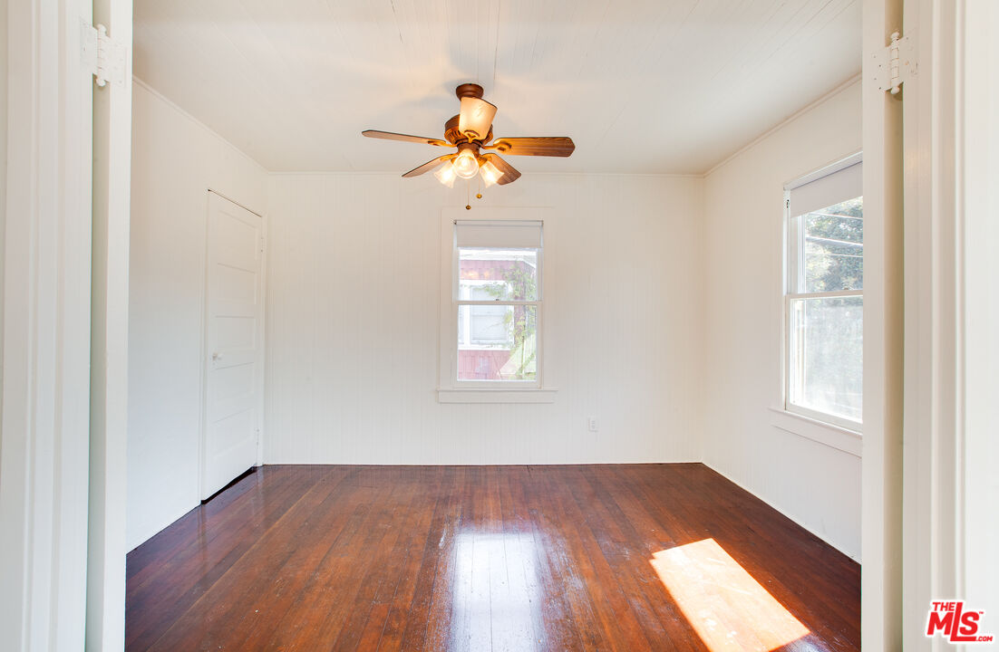 105 Park Pl