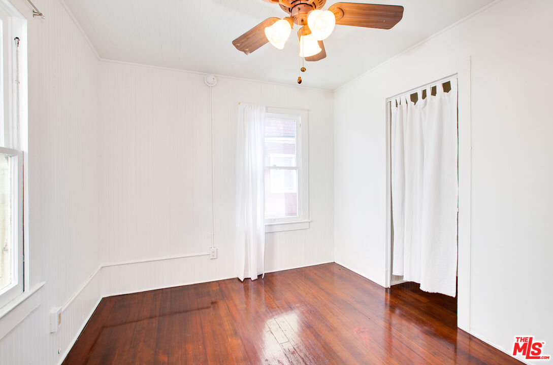 105 Park Pl