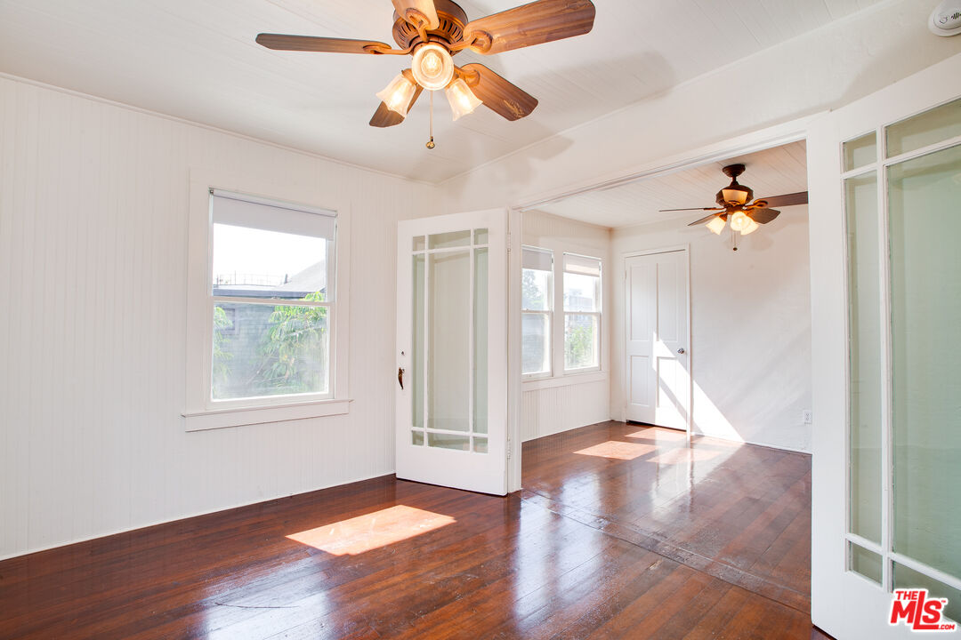 105 Park Pl