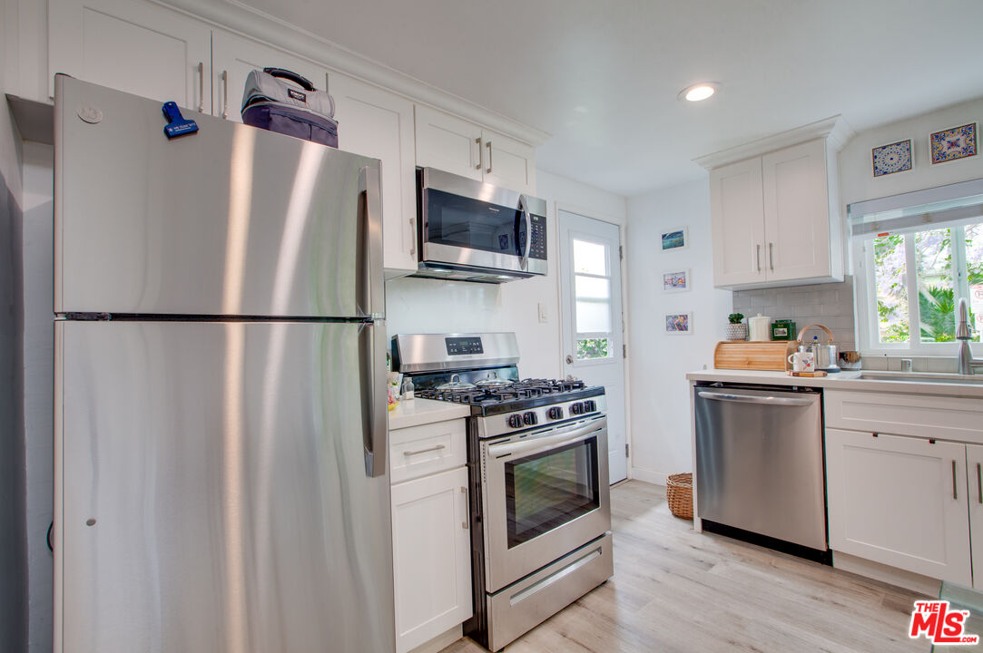 403 Brooks Ave