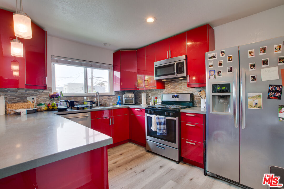 403 Brooks Ave