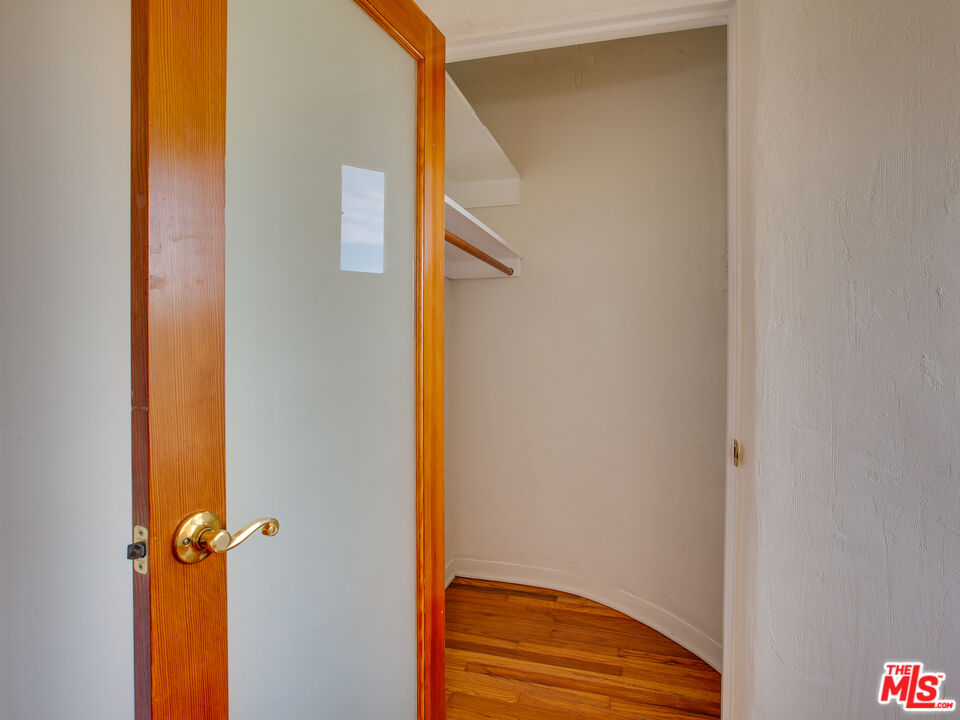 2534 7th St Unit: 4