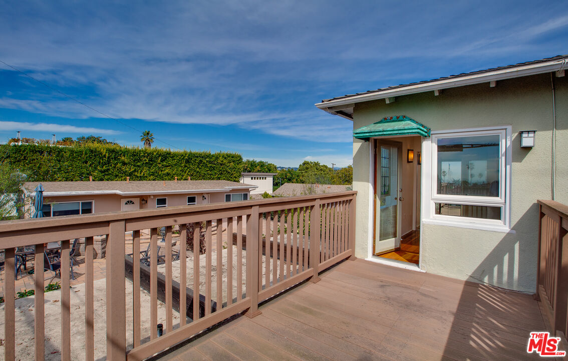 2534 7th St Unit: 4
