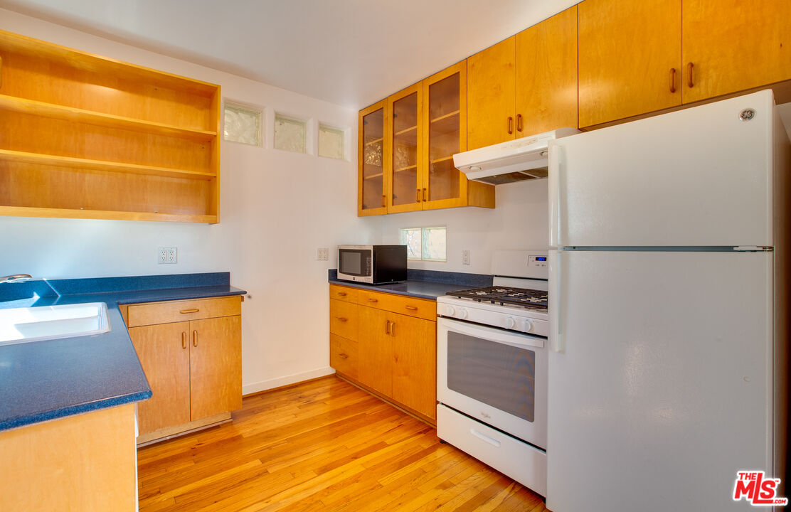 2534 7th St Unit: 4