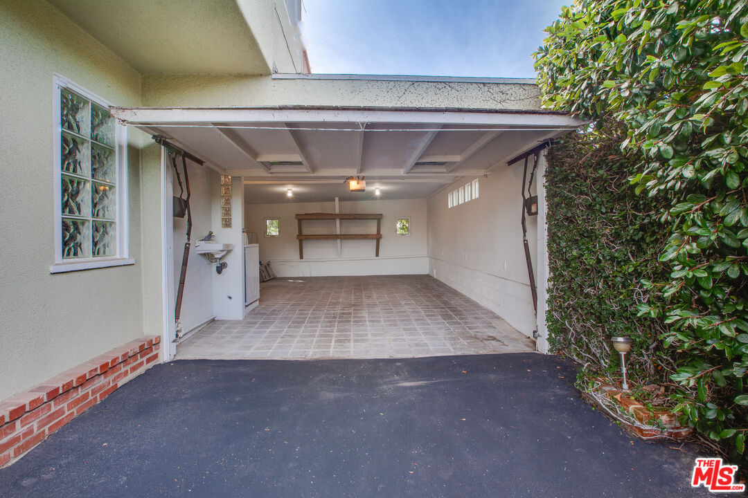 2534 7th St Unit: 4