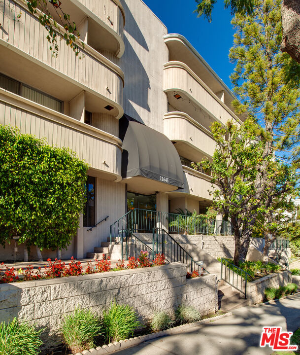 11645 Montana Ave Unit: 311