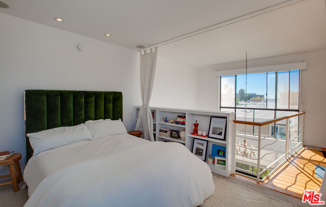 11645 Montana Ave Unit: 311