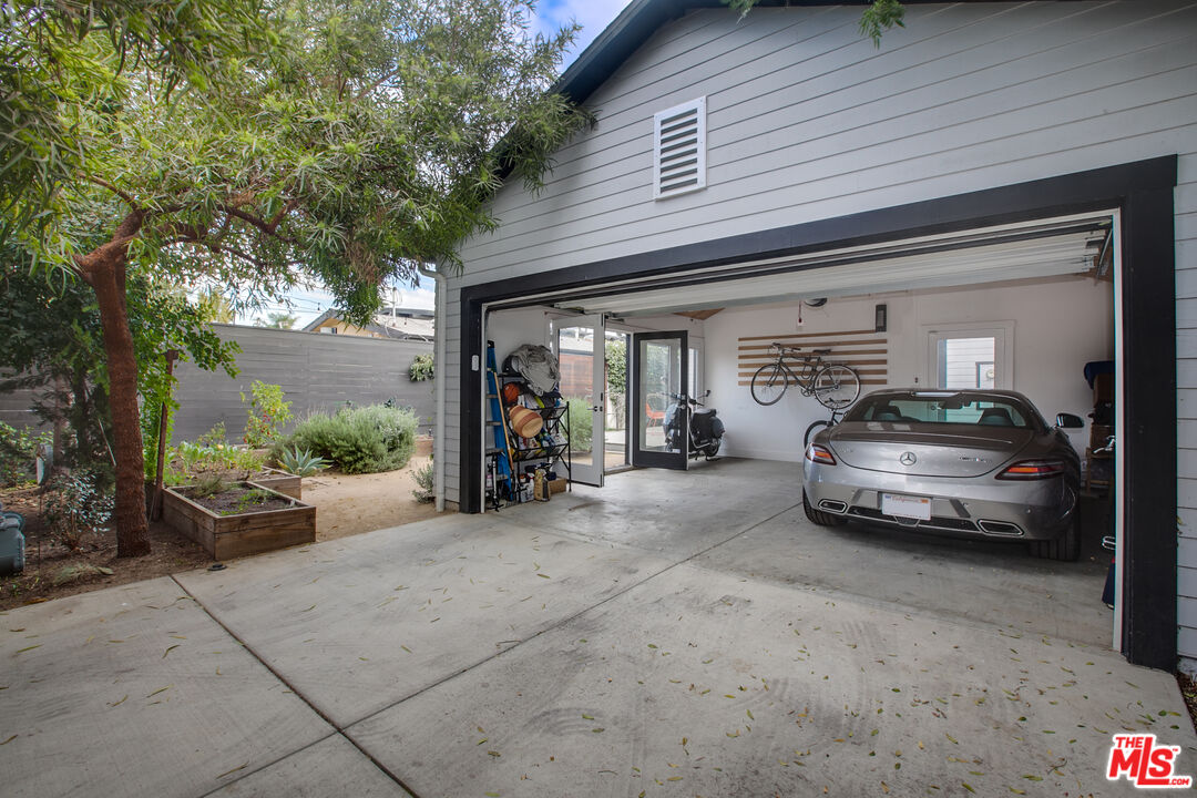 663 San Juan Ave