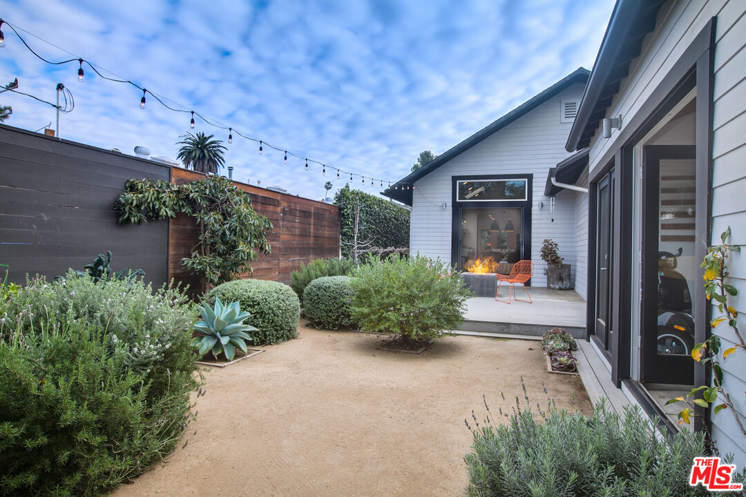 663 San Juan Ave