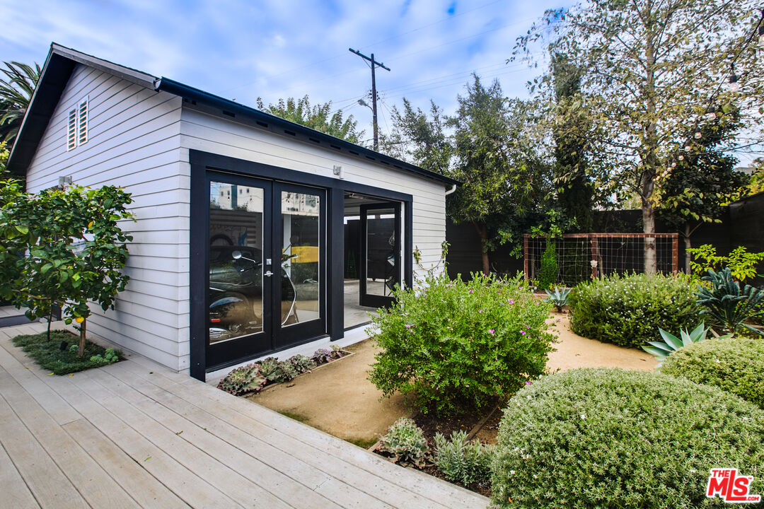 663 San Juan Ave