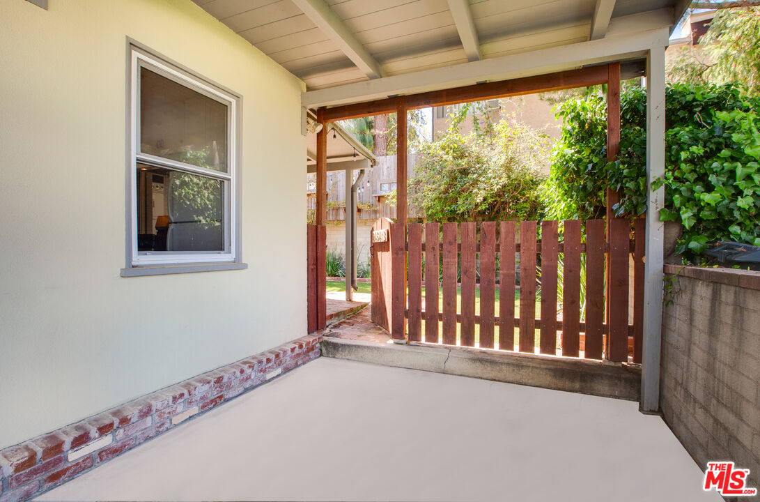2454 7th St Unit: B