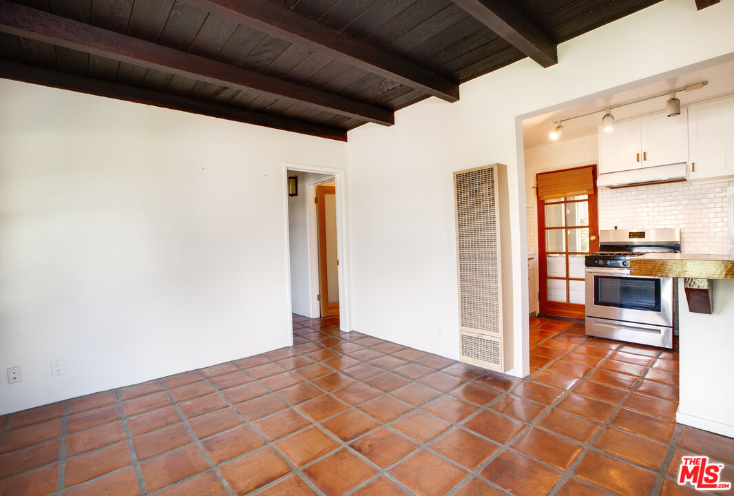 2454 7th St Unit: B