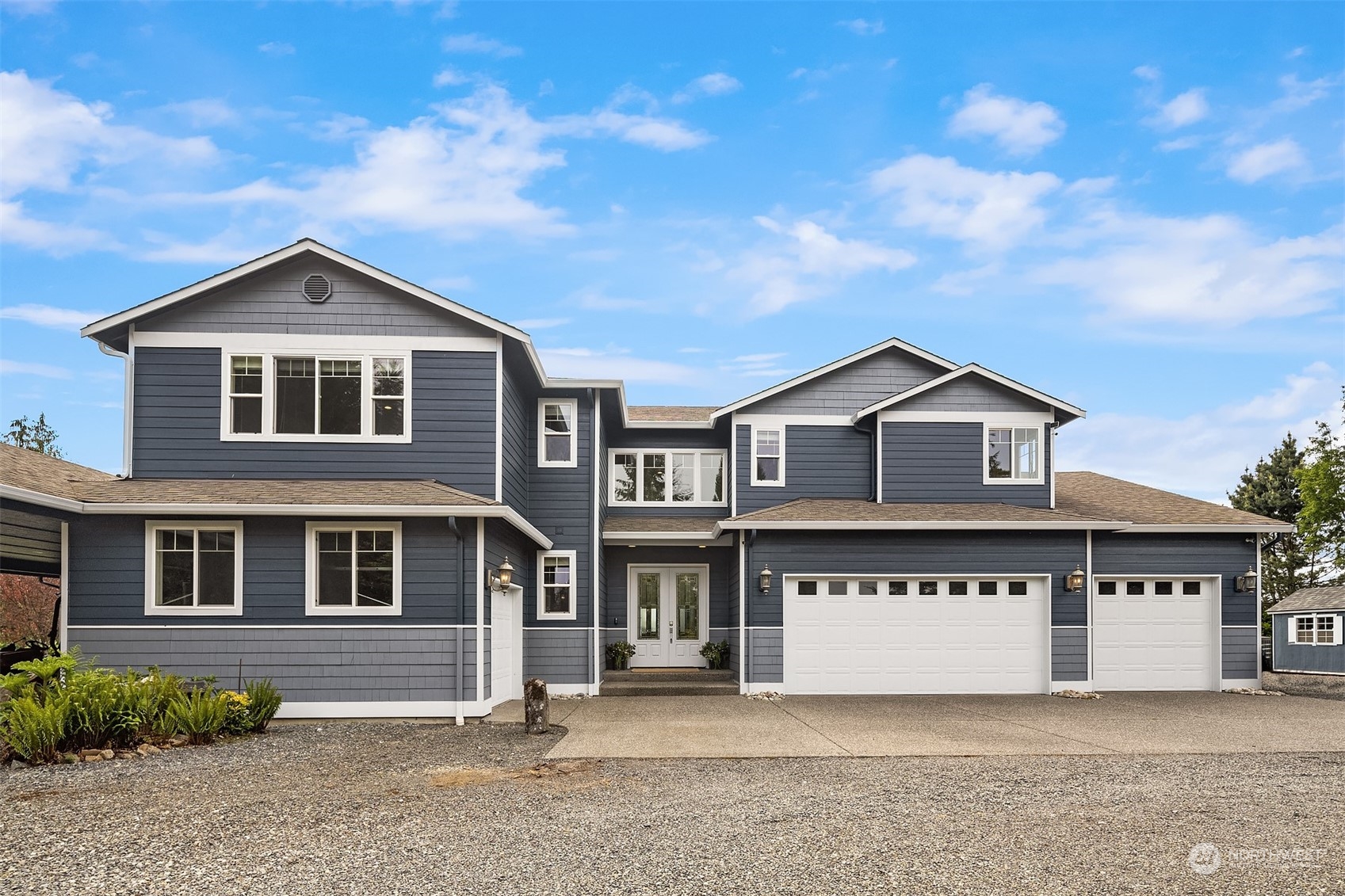 3504 161st Avenue NE