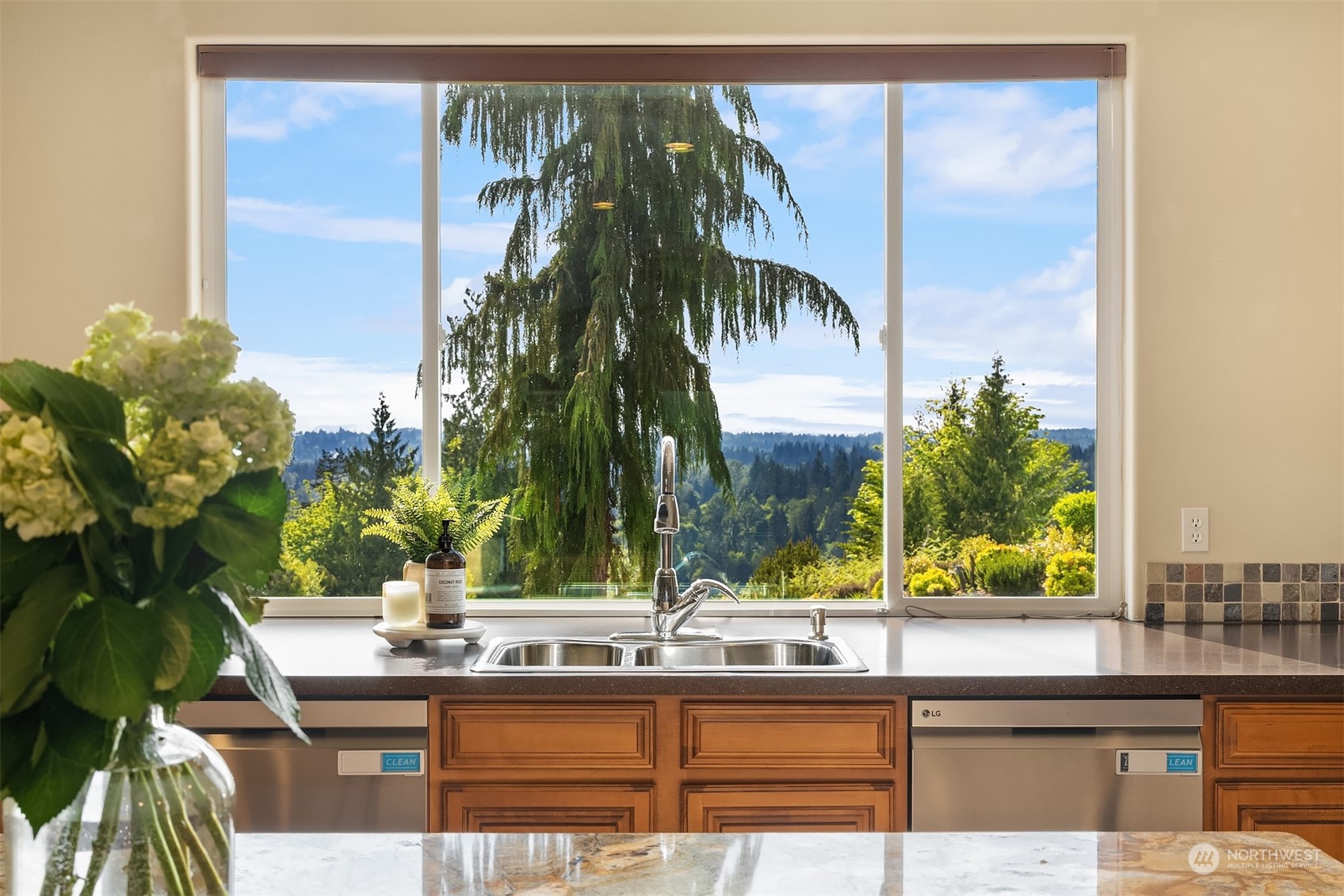 3504 161st Avenue NE