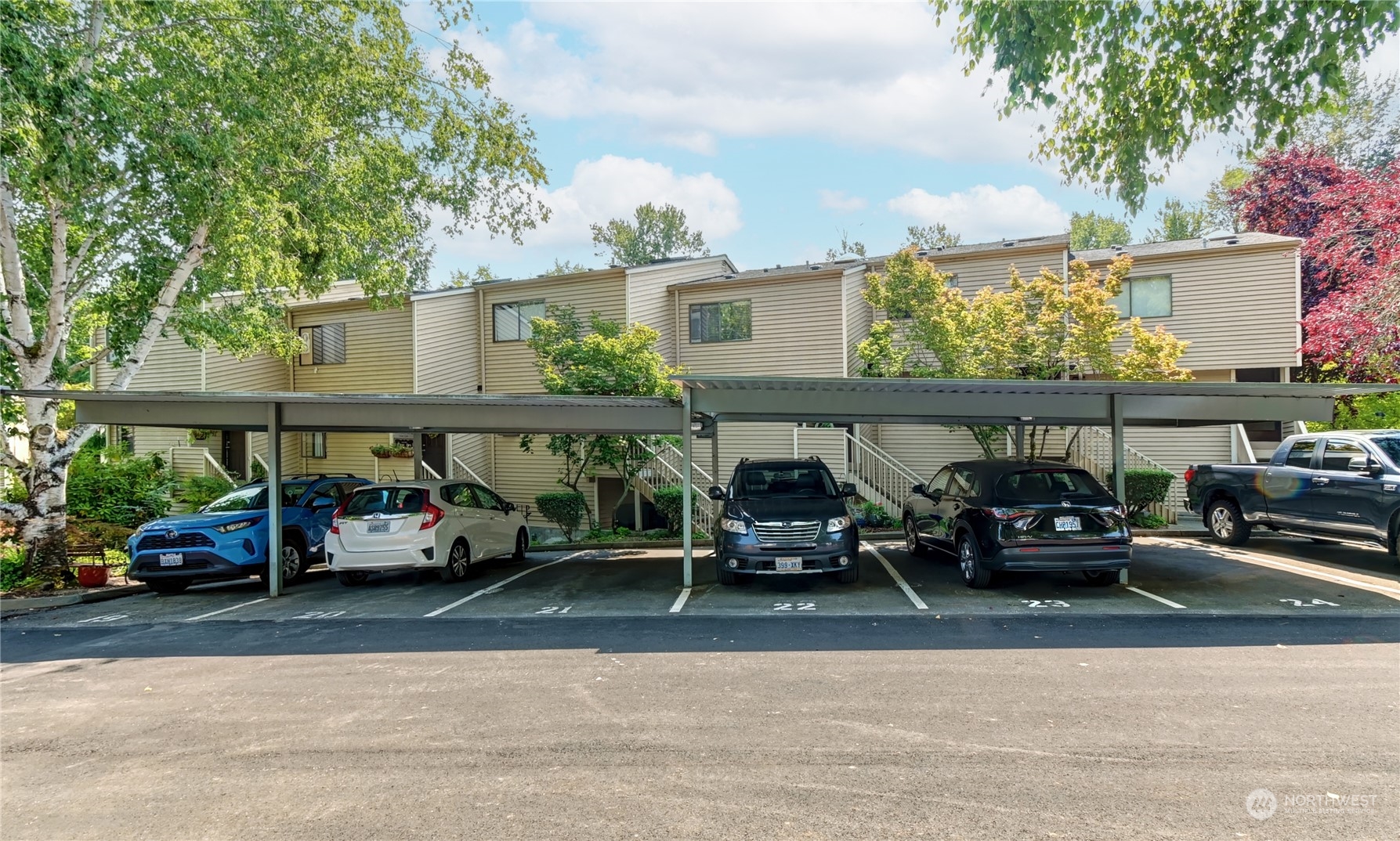 12044 96th Avenue NE Unit: 210