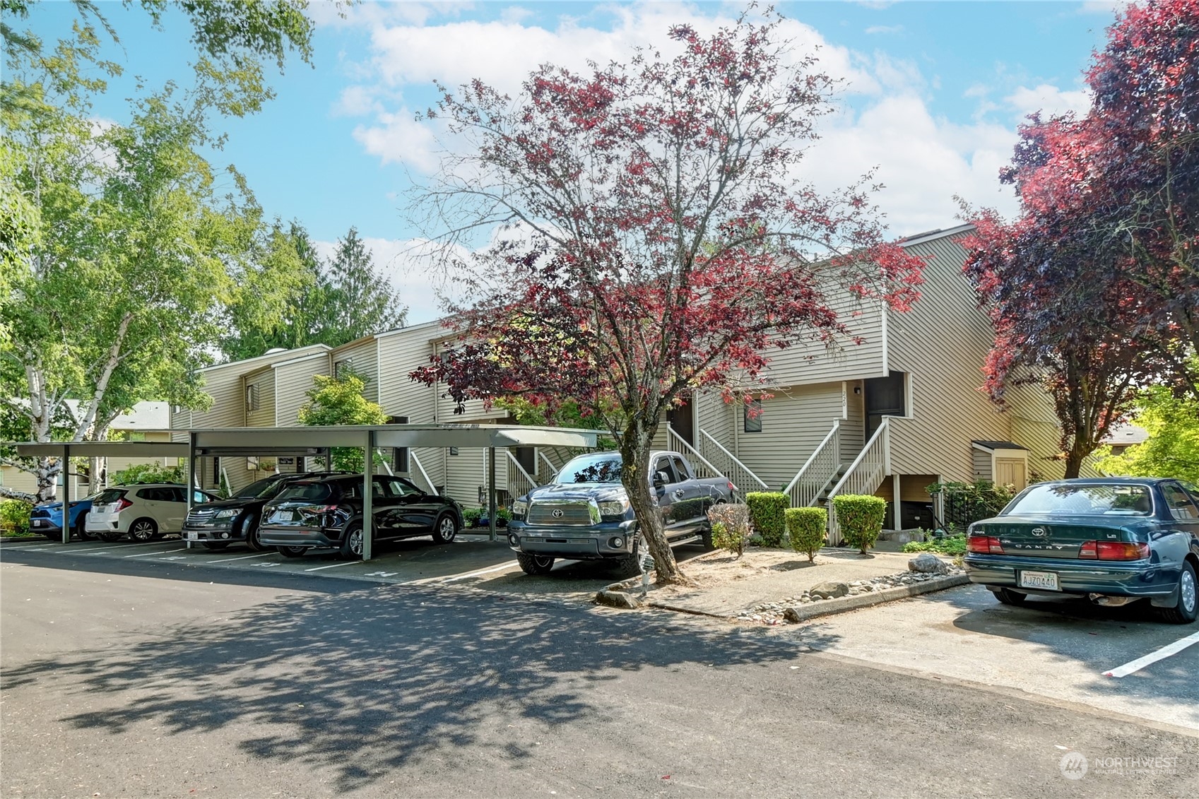 12044 96th Avenue NE Unit: 210