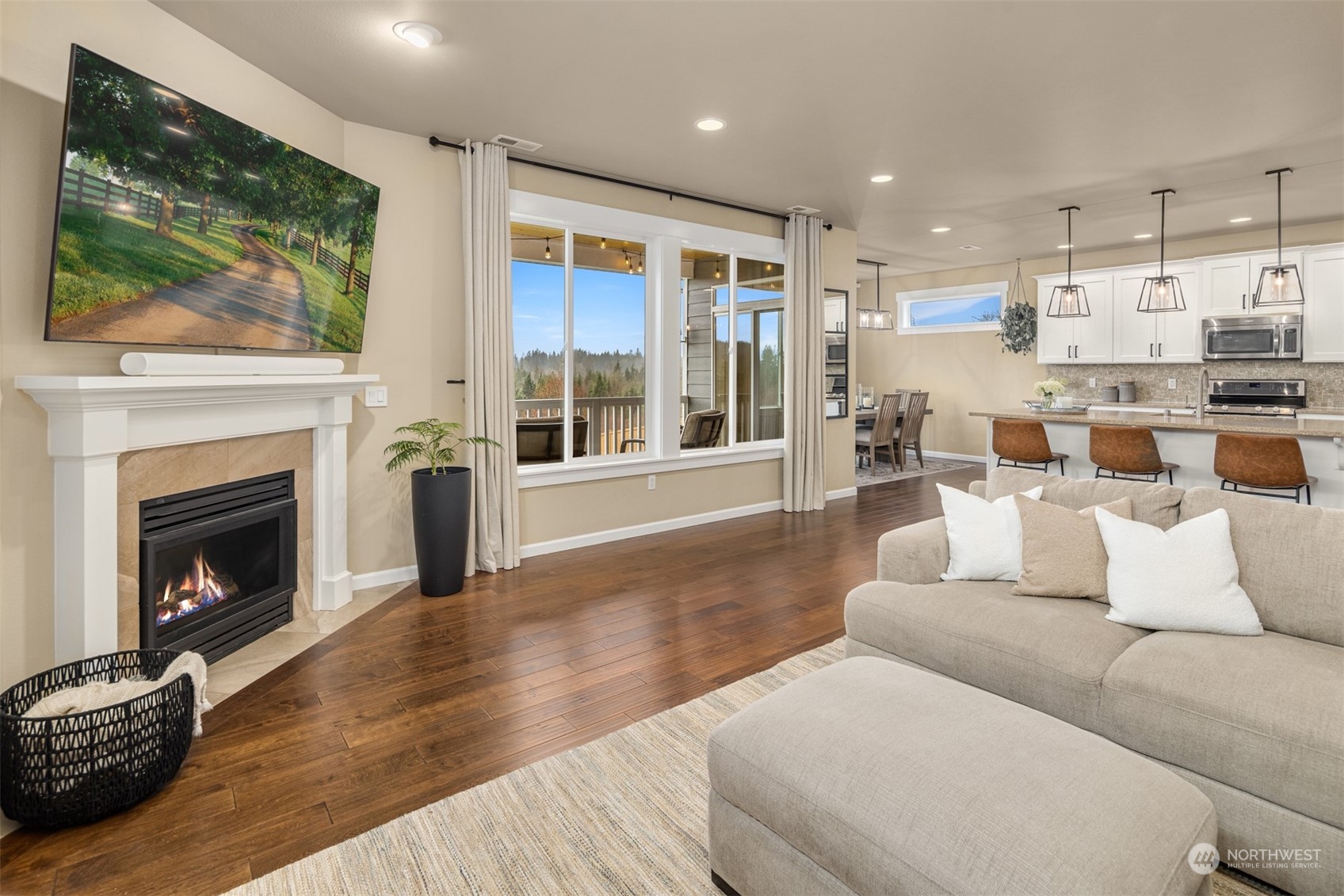 3404 183RD DRIVE NORTHEAST