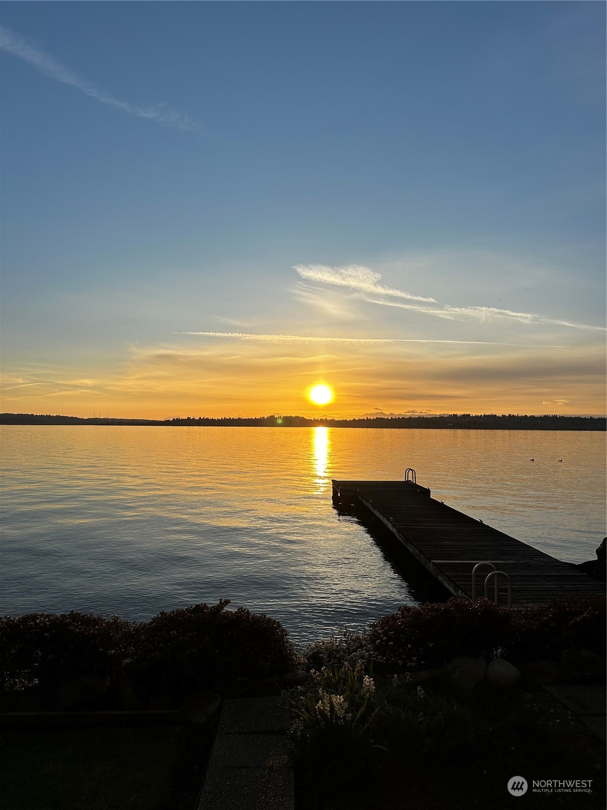 6225 Lake Washington Boulevard NE Unit: 101