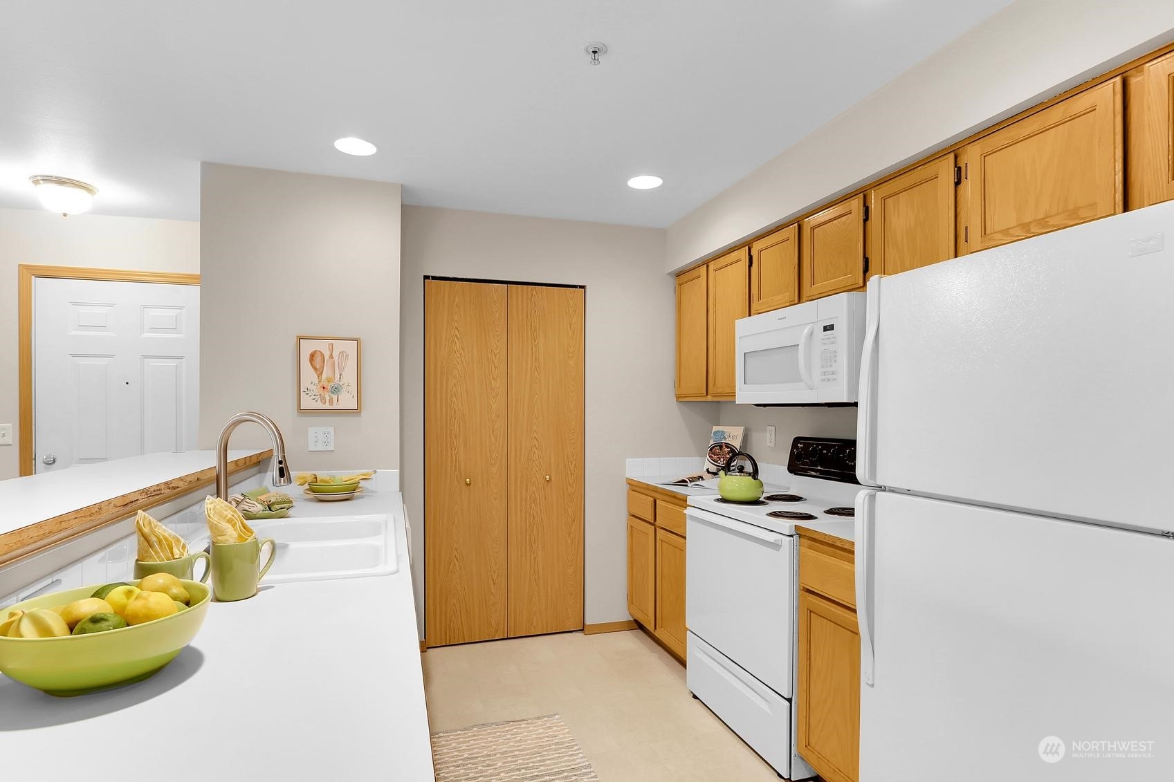 1001 W Casino Road Unit: F204