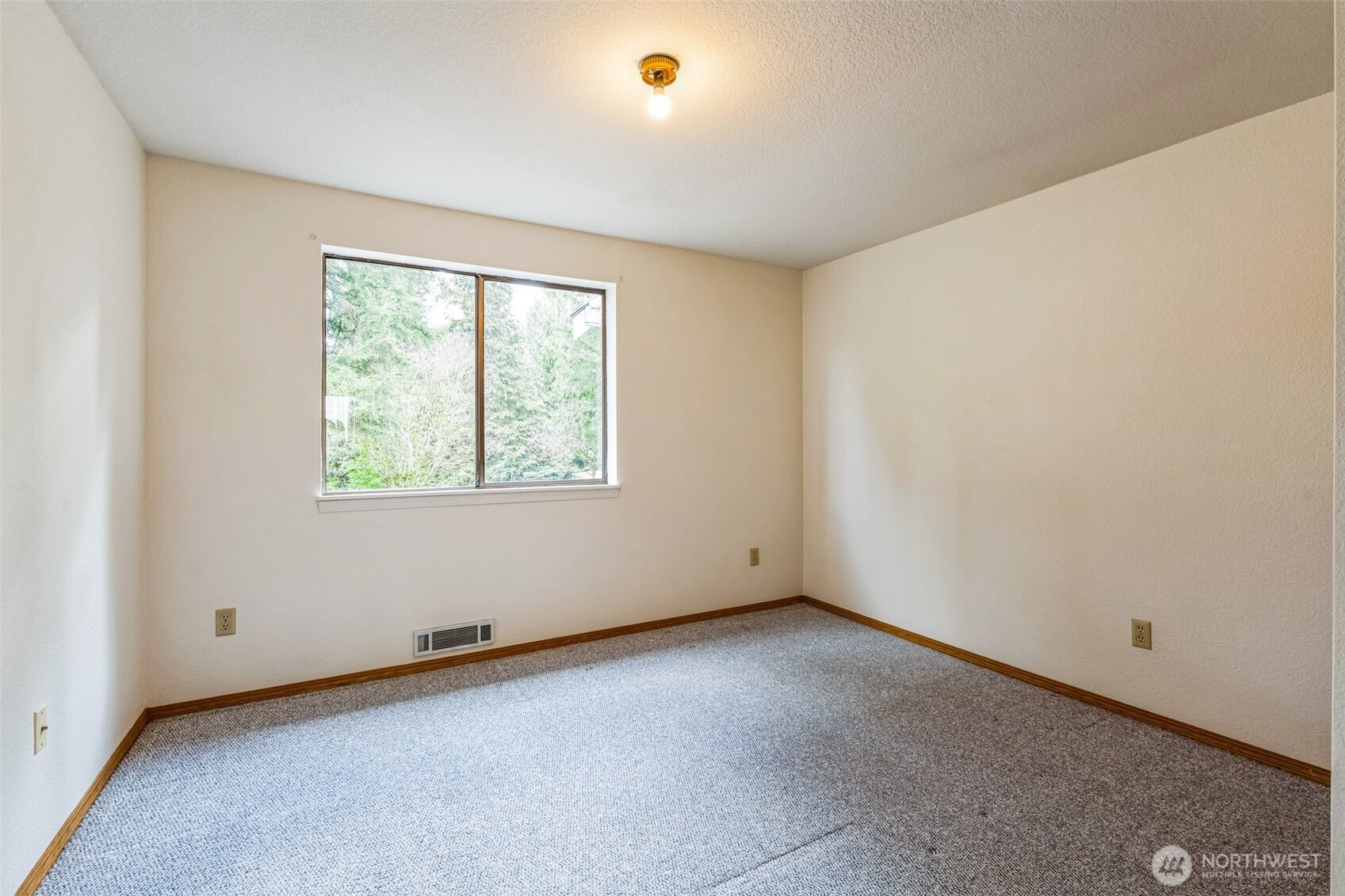 3916 147th Avenue NE