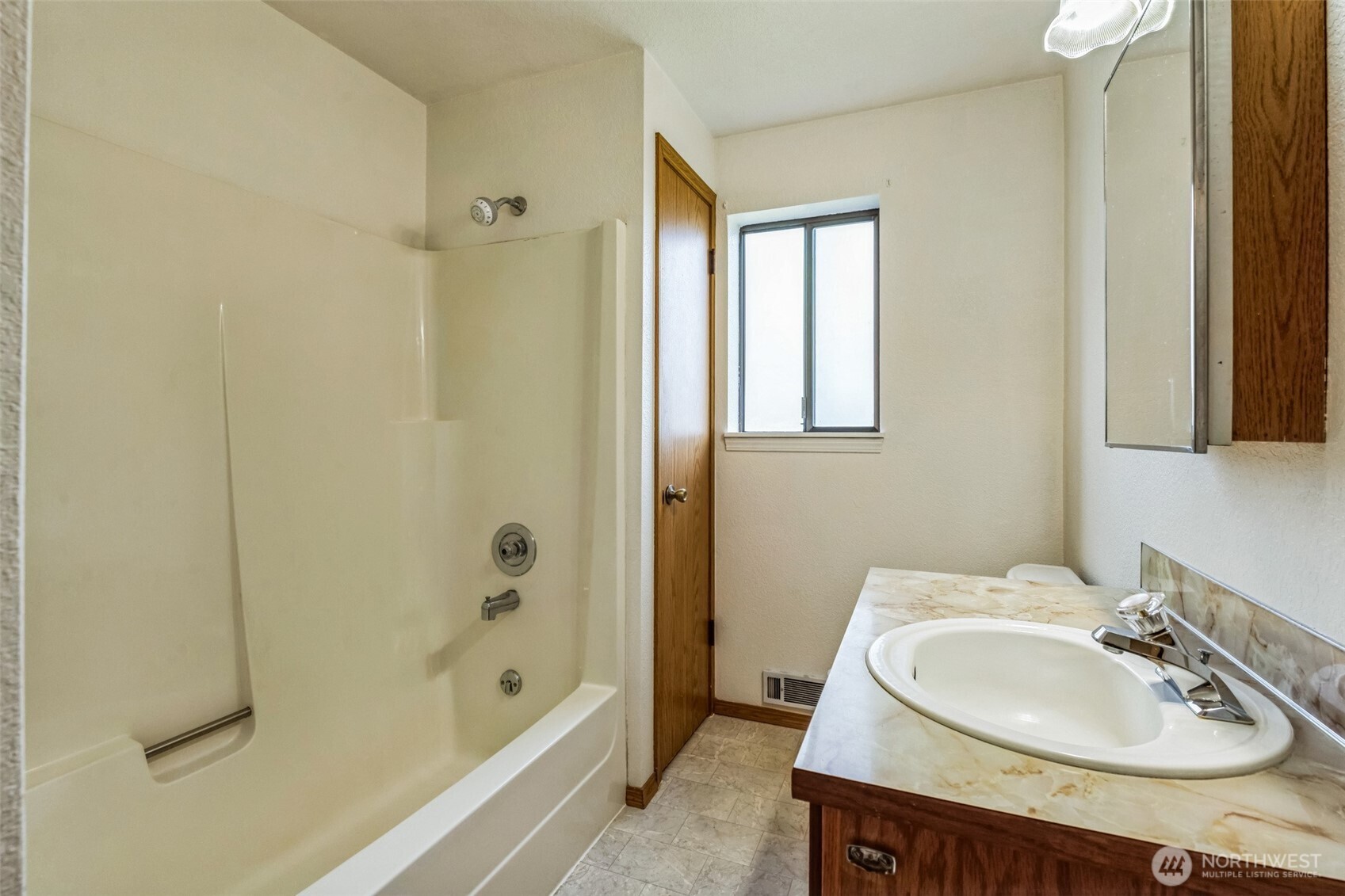 3916 147th Avenue NE