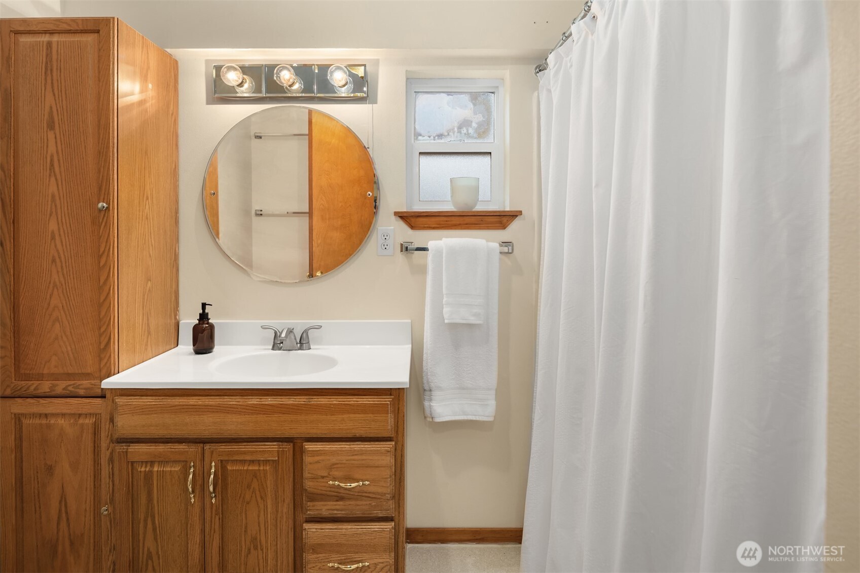 19218 95th Avenue NW