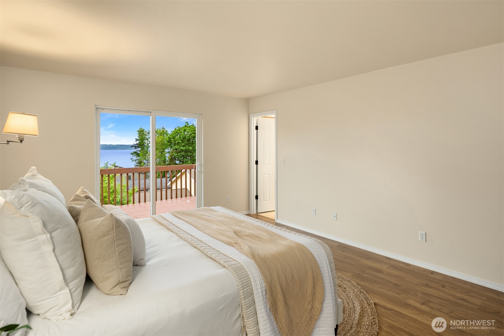 19218 95th Avenue NW