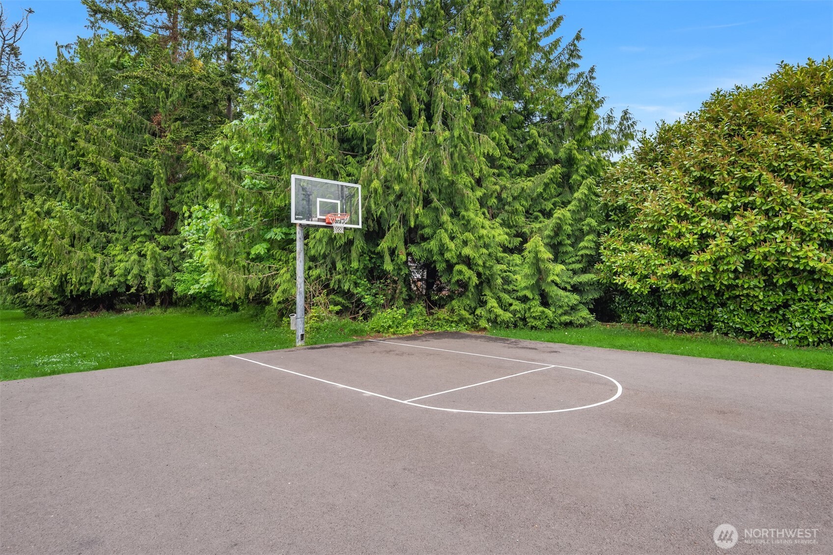 19218 95th Avenue NW