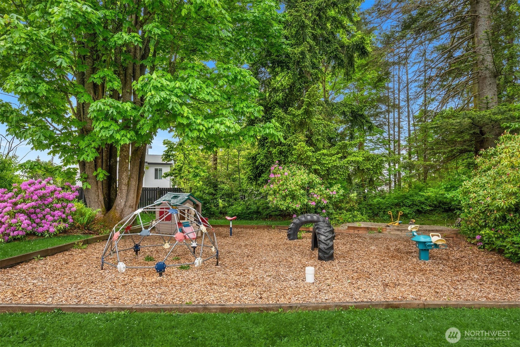 19218 95th Avenue NW