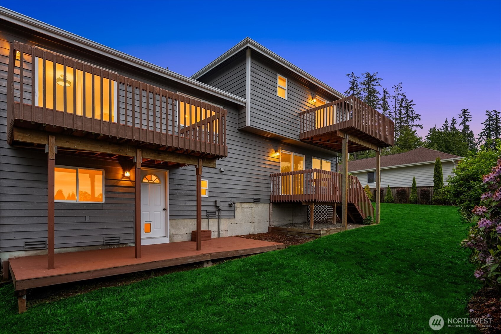 19218 95th Avenue NW