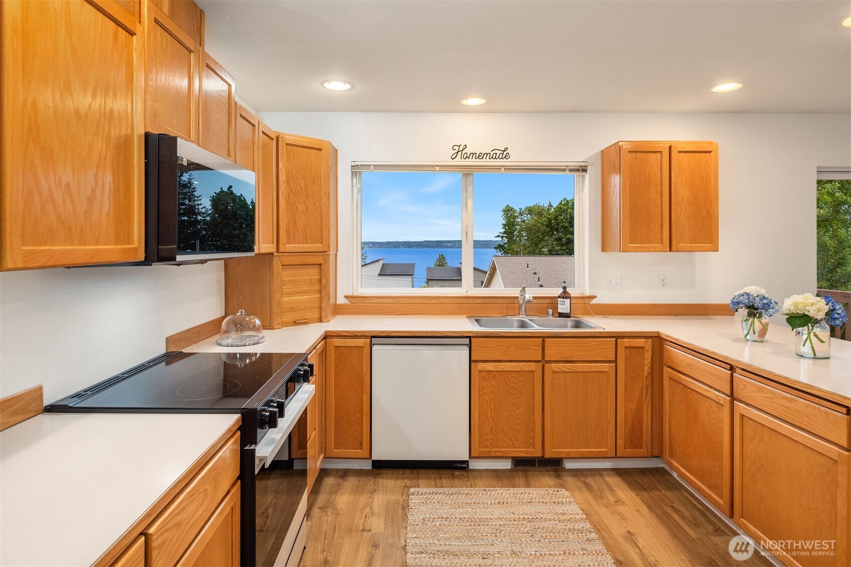 19218 95th Avenue NW