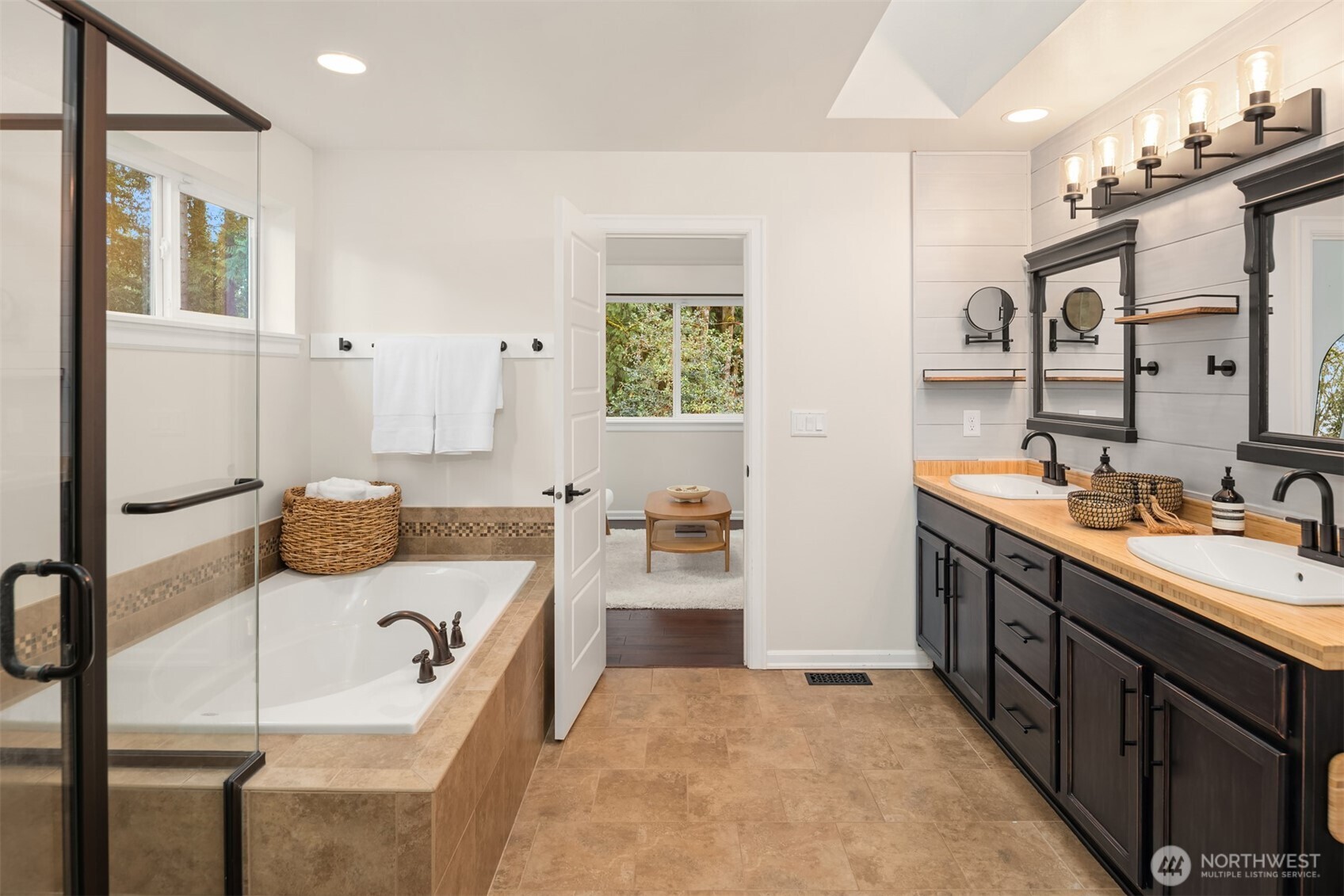 9508 172nd Street SE