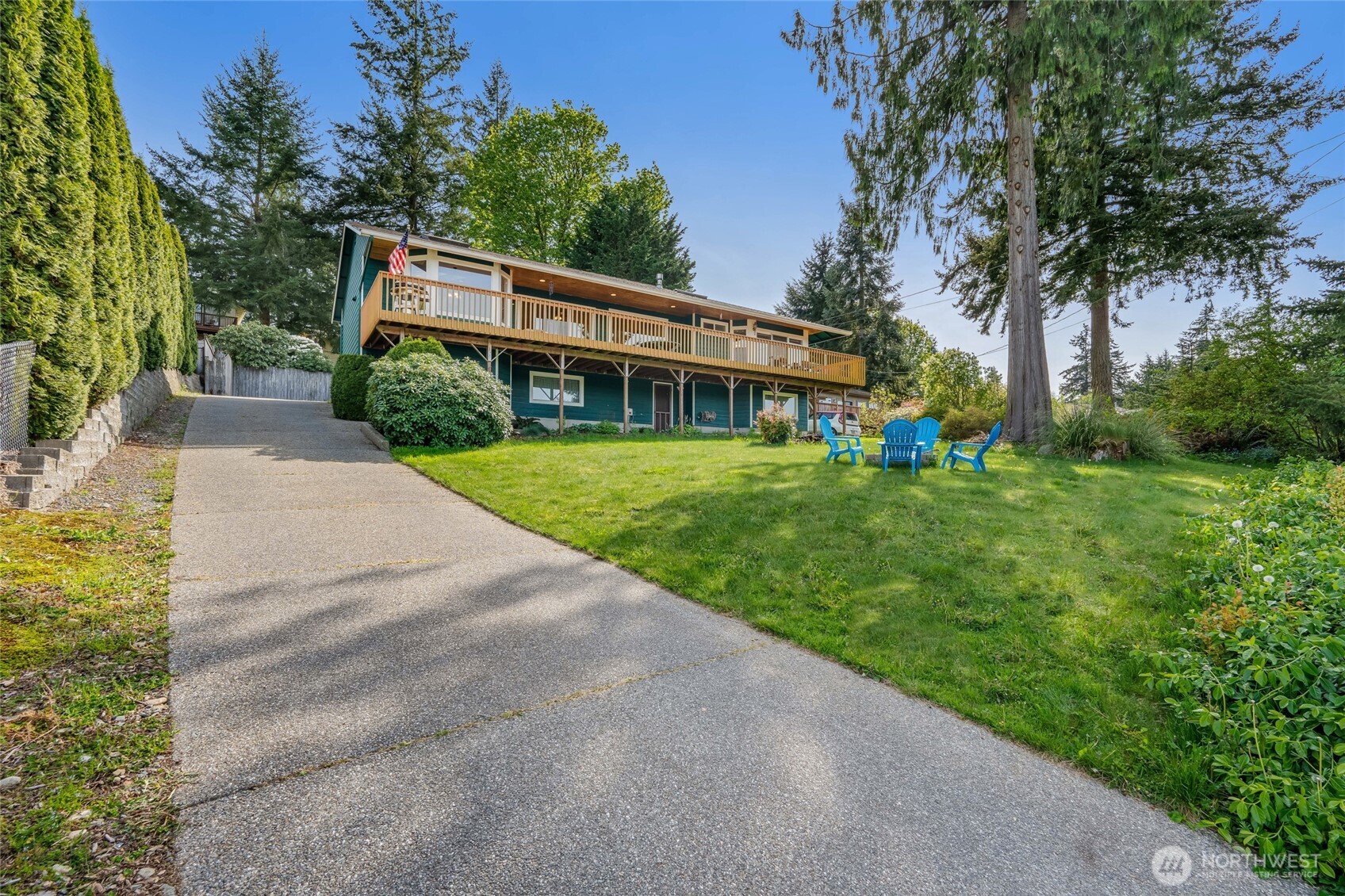 2110 256th Street NW