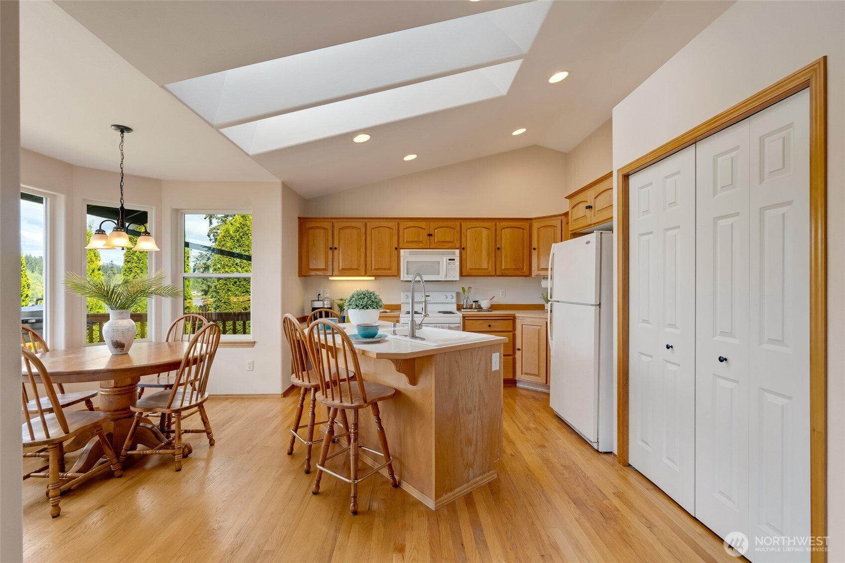 2110 256th Street NW