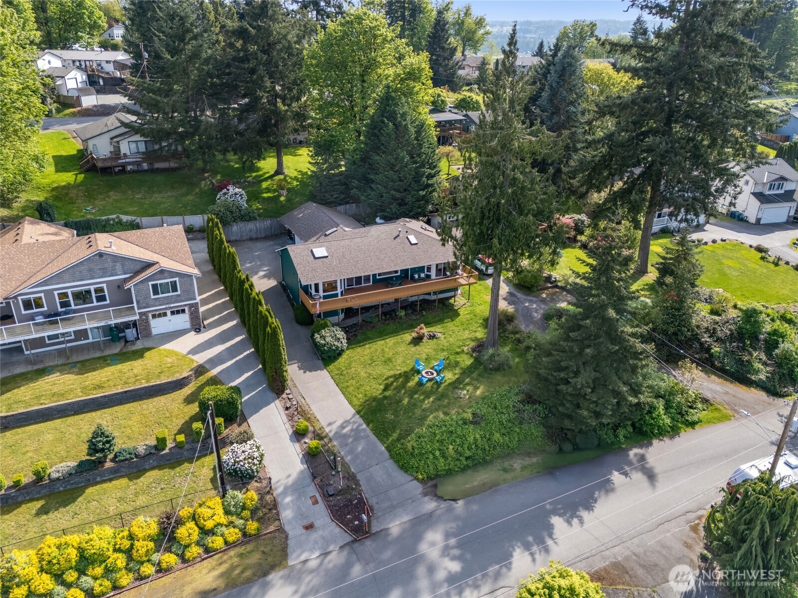 2110 256th Street NW