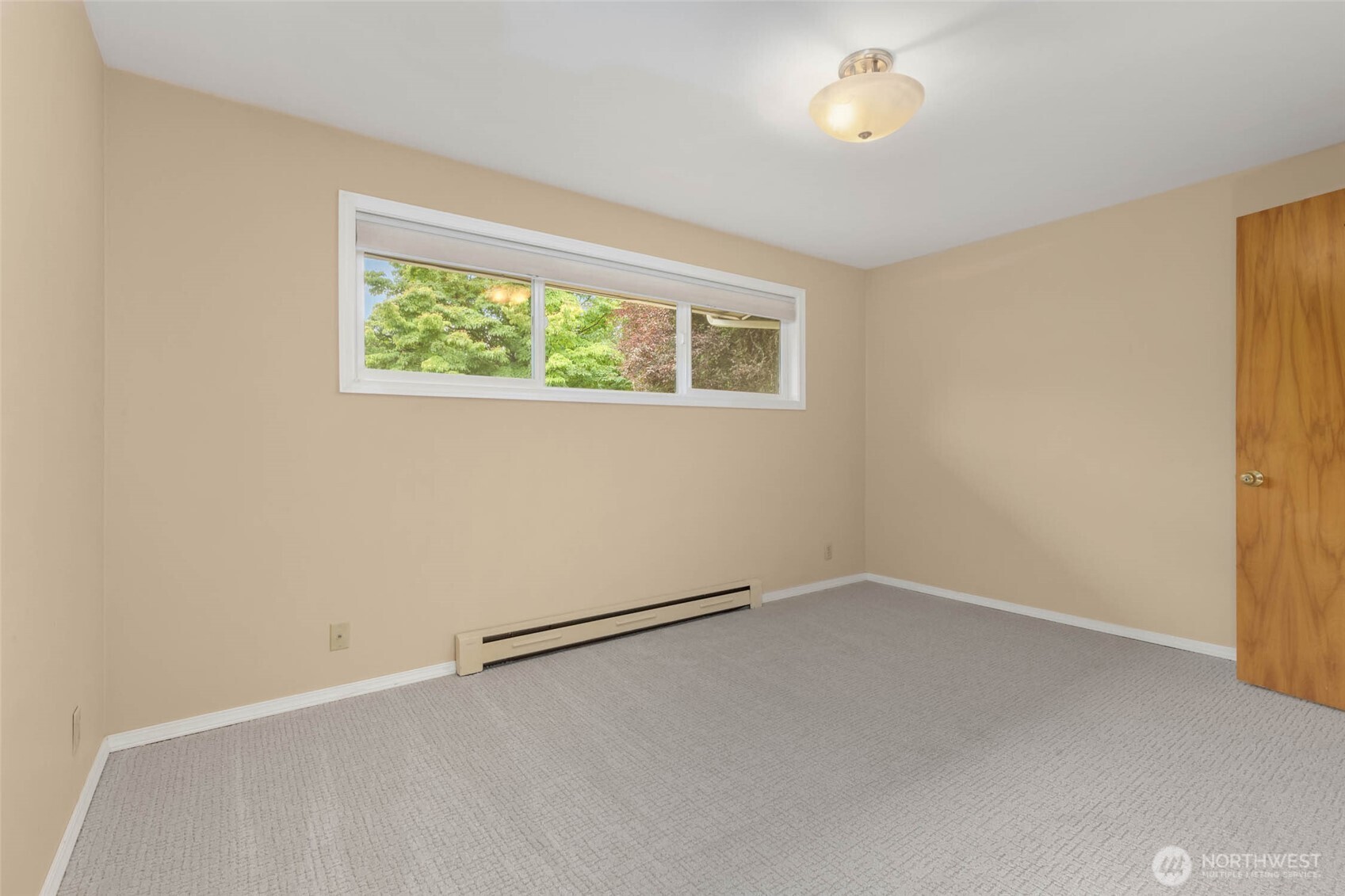 618 RIVERVIEW DRIVE