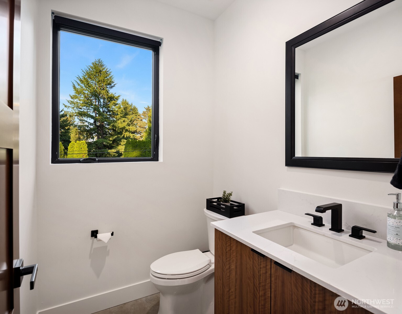 21708 57th Avenue SE