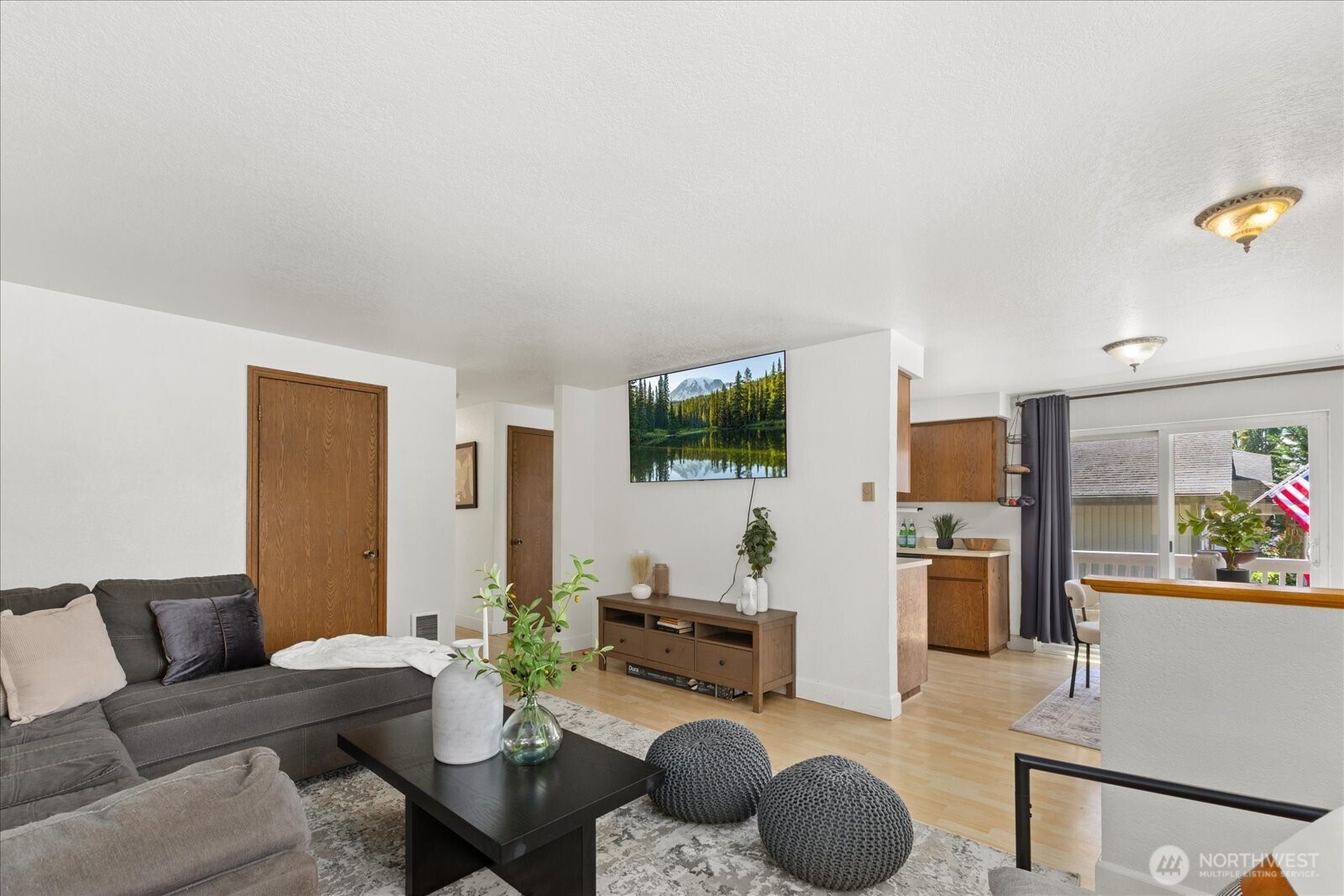801 Root Avenue