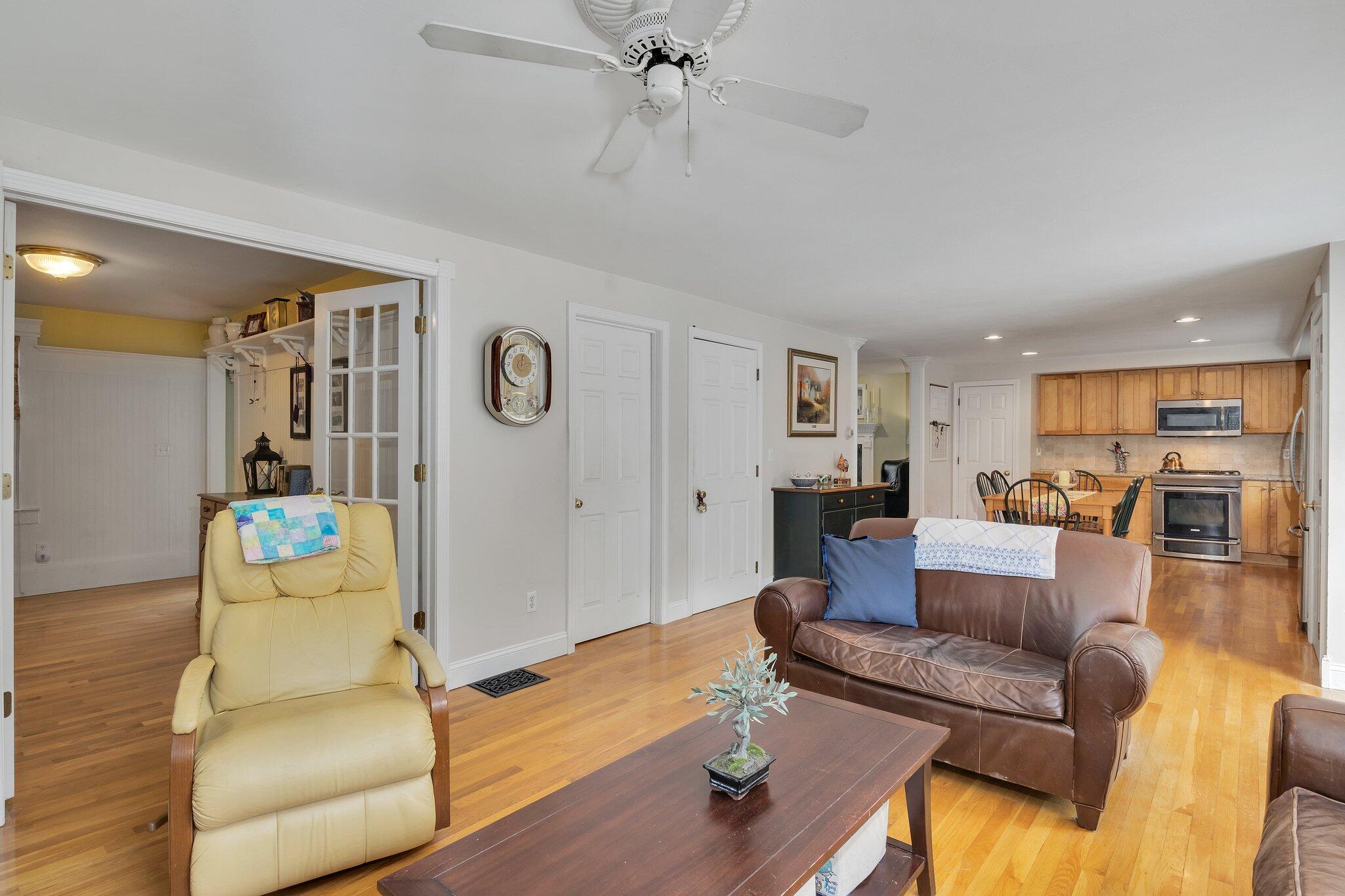 25 Monmouth Circle