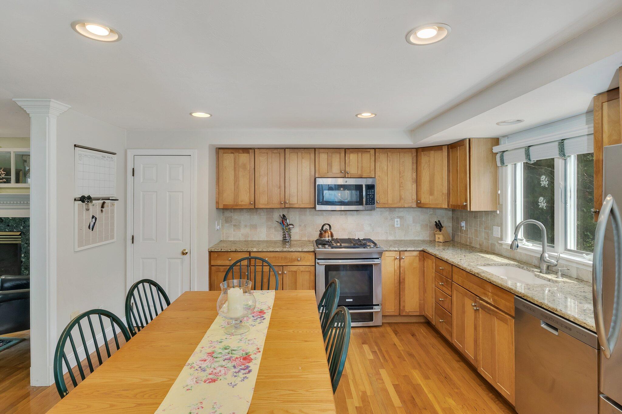 25 Monmouth Circle