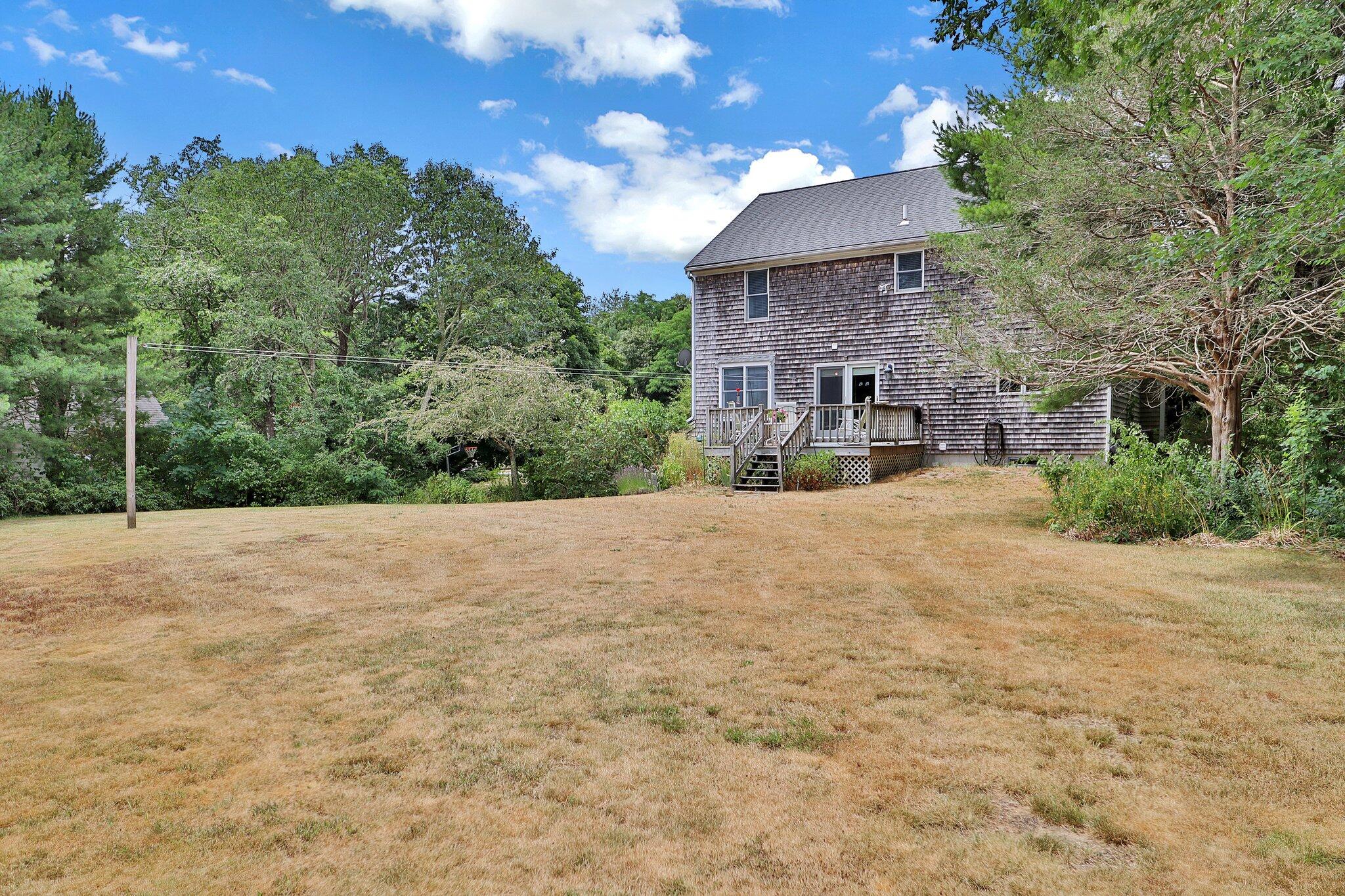 25 Monmouth Circle