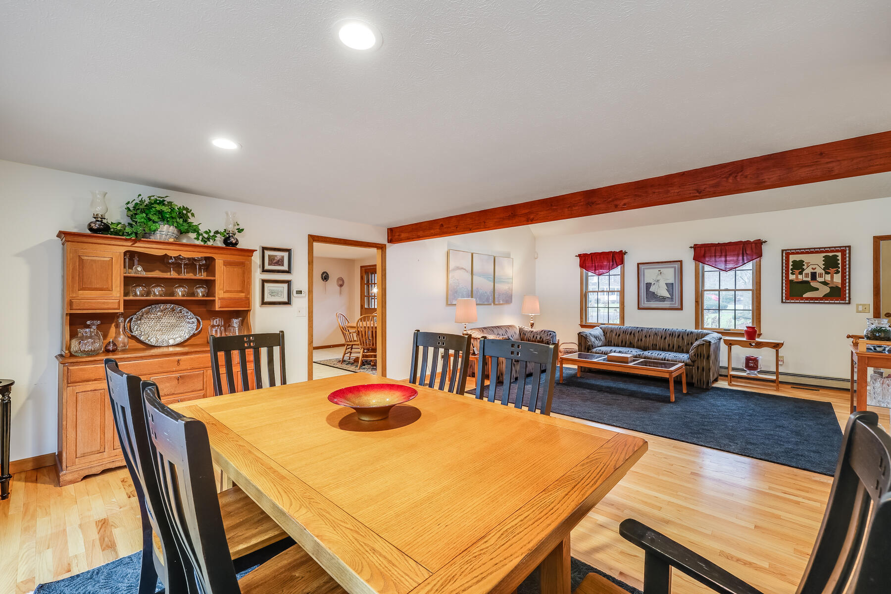 6 Flax Court