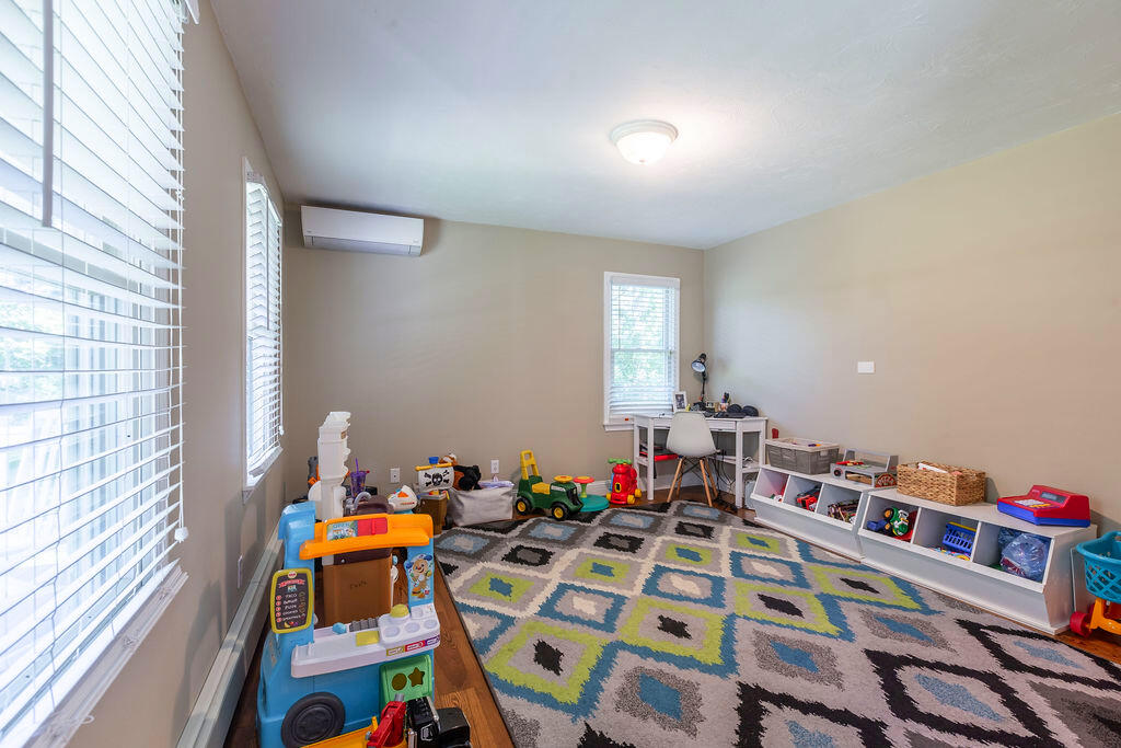 14 Cold Spring Lane