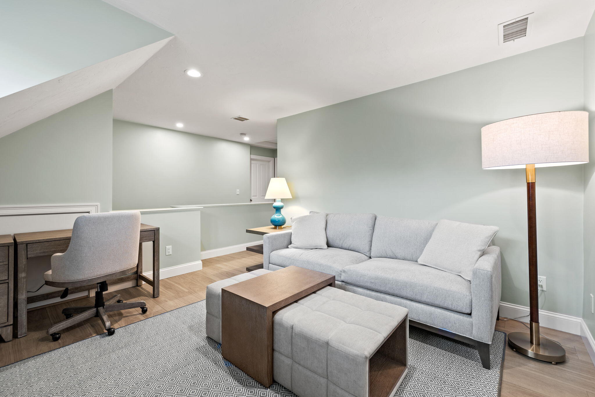 464 N Falmouth Highway Unit: 5CU