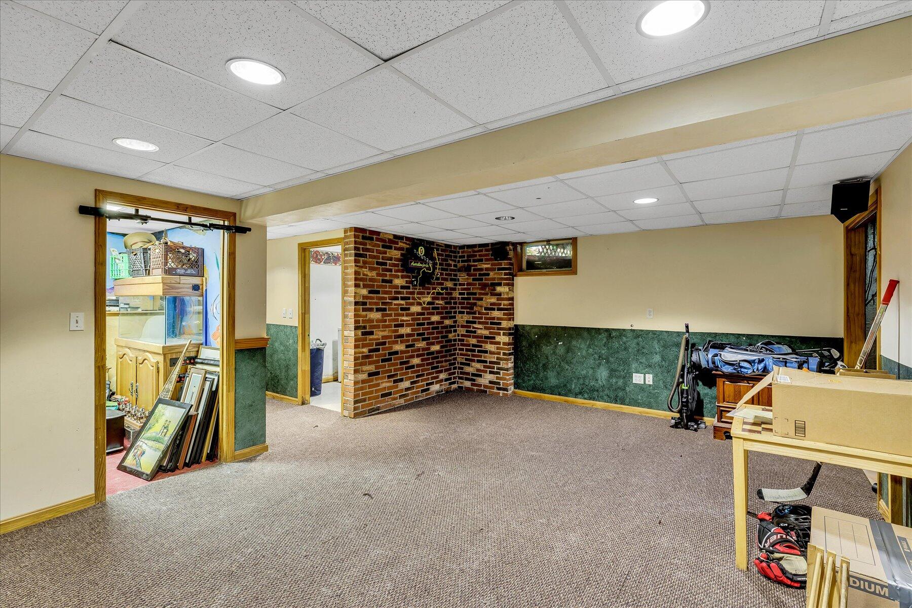 25 Great Woods Road