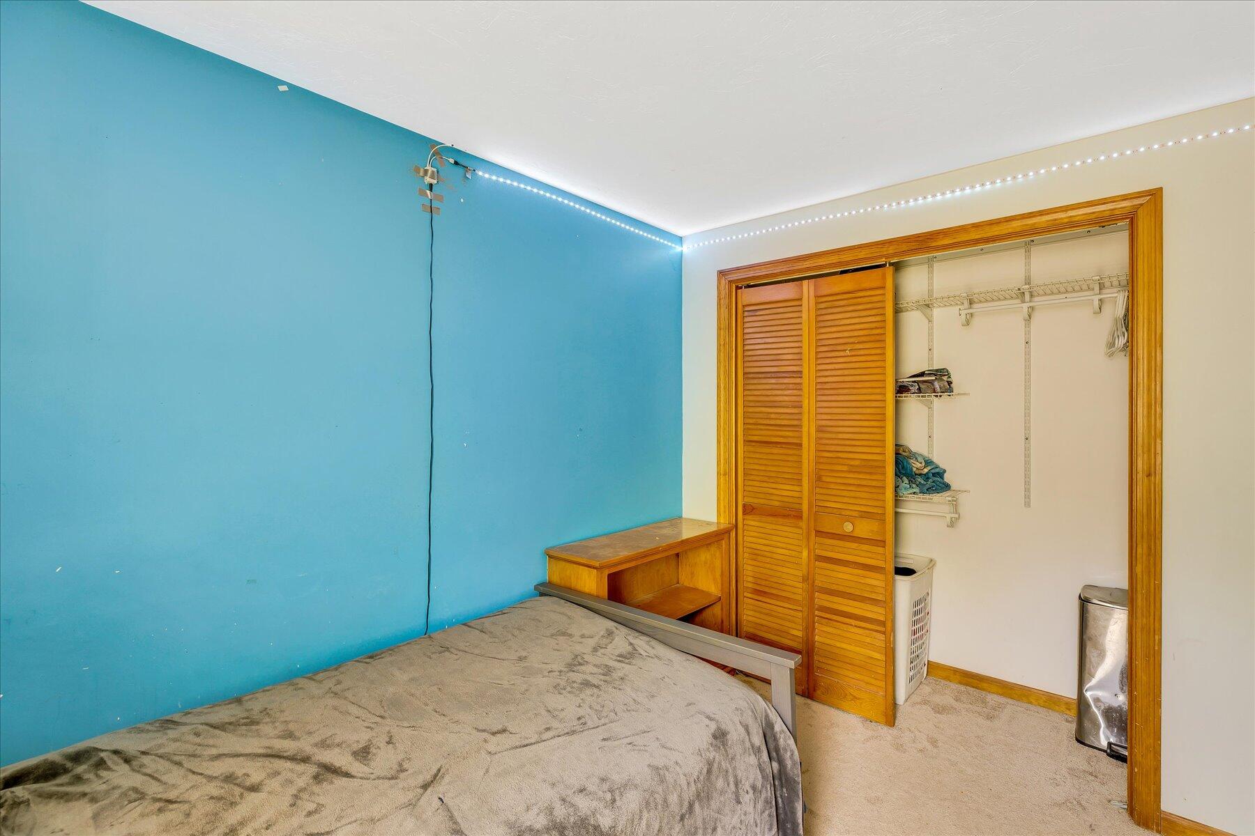 25 Great Woods Road