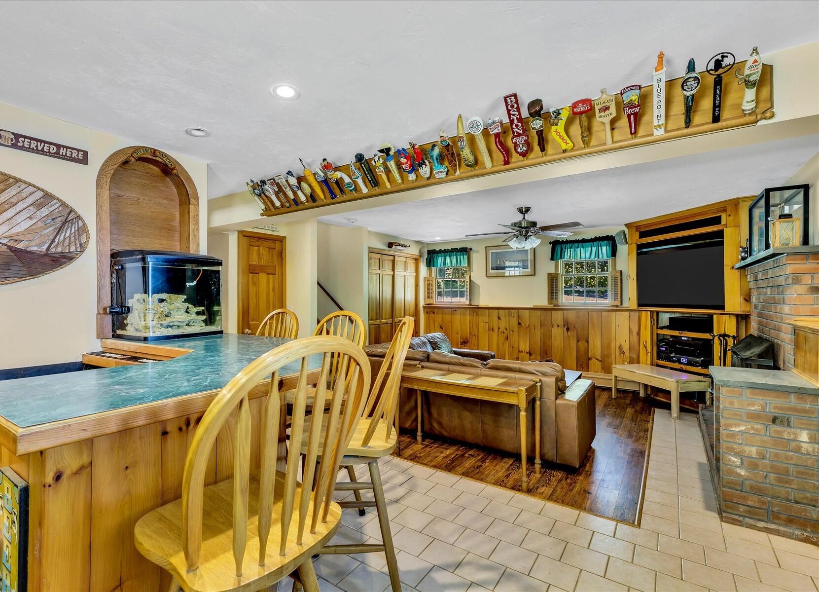25 Great Woods Road