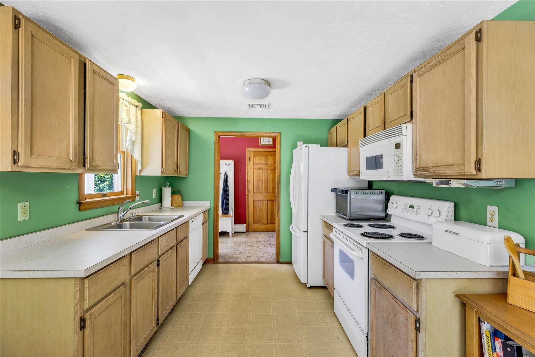 25 Great Woods Road